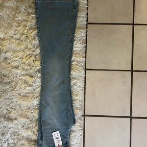Women's Blue Jeans